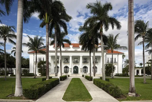 $3,150 | 172 North County Road, Unit 5, Palm Beach, FL 33480