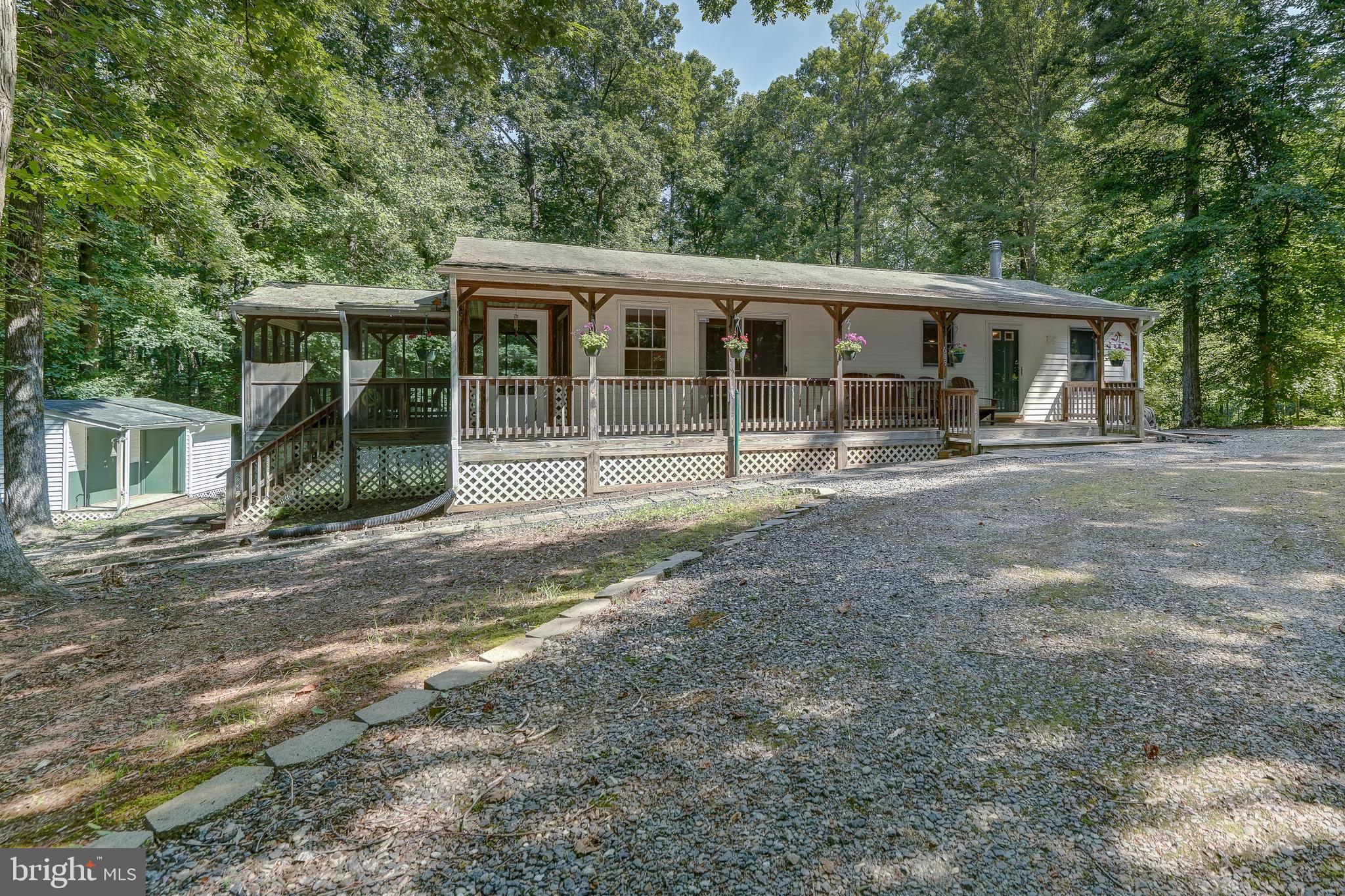 615 Plum Tree Road Bumpass, VA 23024 - Photo 2 of 51 Gallery Image 2