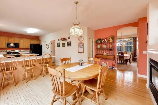 $539,900 | 5660 Trinity Court, Gurnee, IL 60031