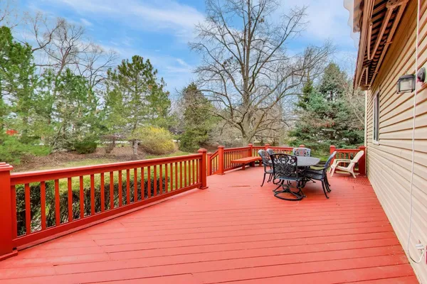 $539,900 | 5660 Trinity Court, Gurnee, IL 60031