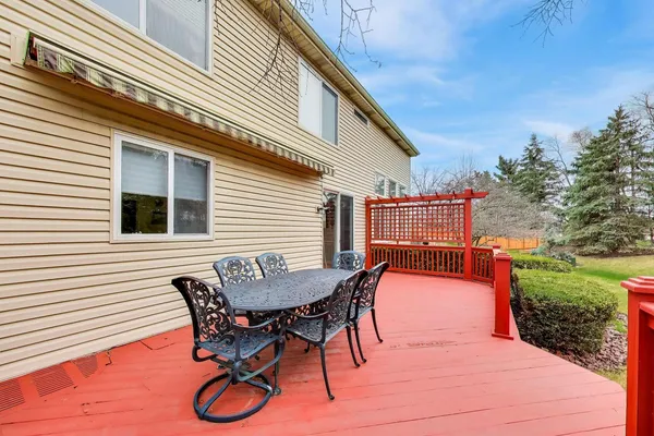 $539,900 | 5660 Trinity Court, Gurnee, IL 60031