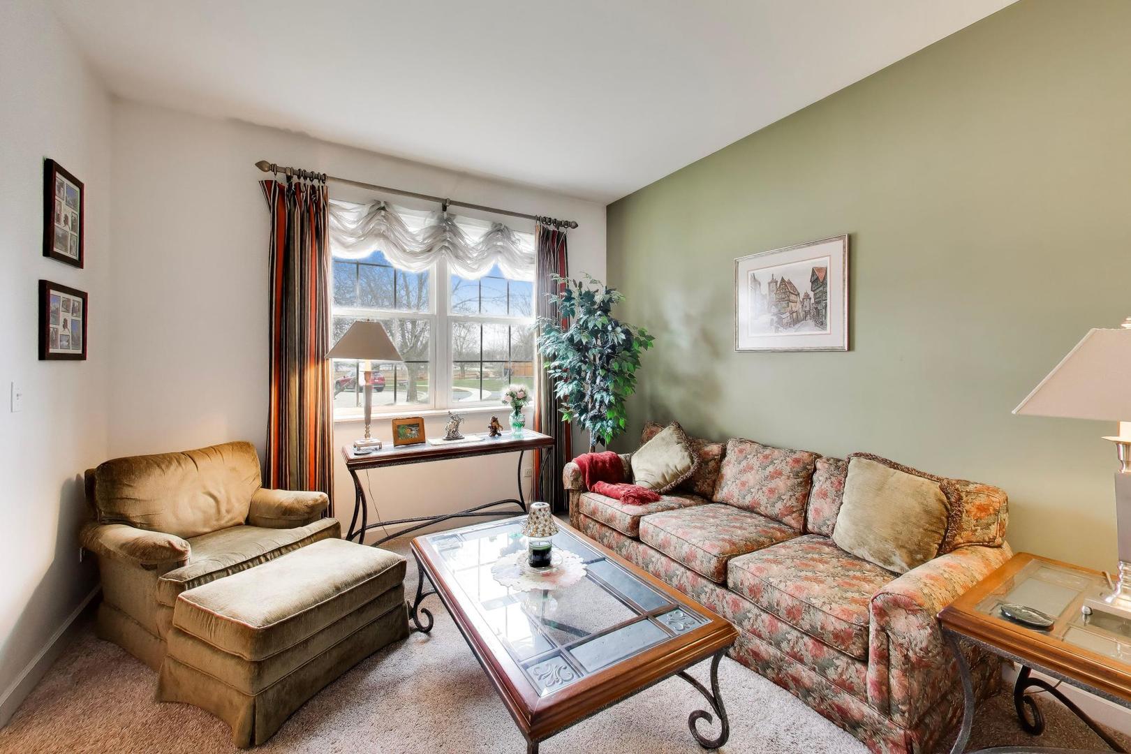 5660 Trinity Court Gurnee, IL 60031 - Photo 5 of 31