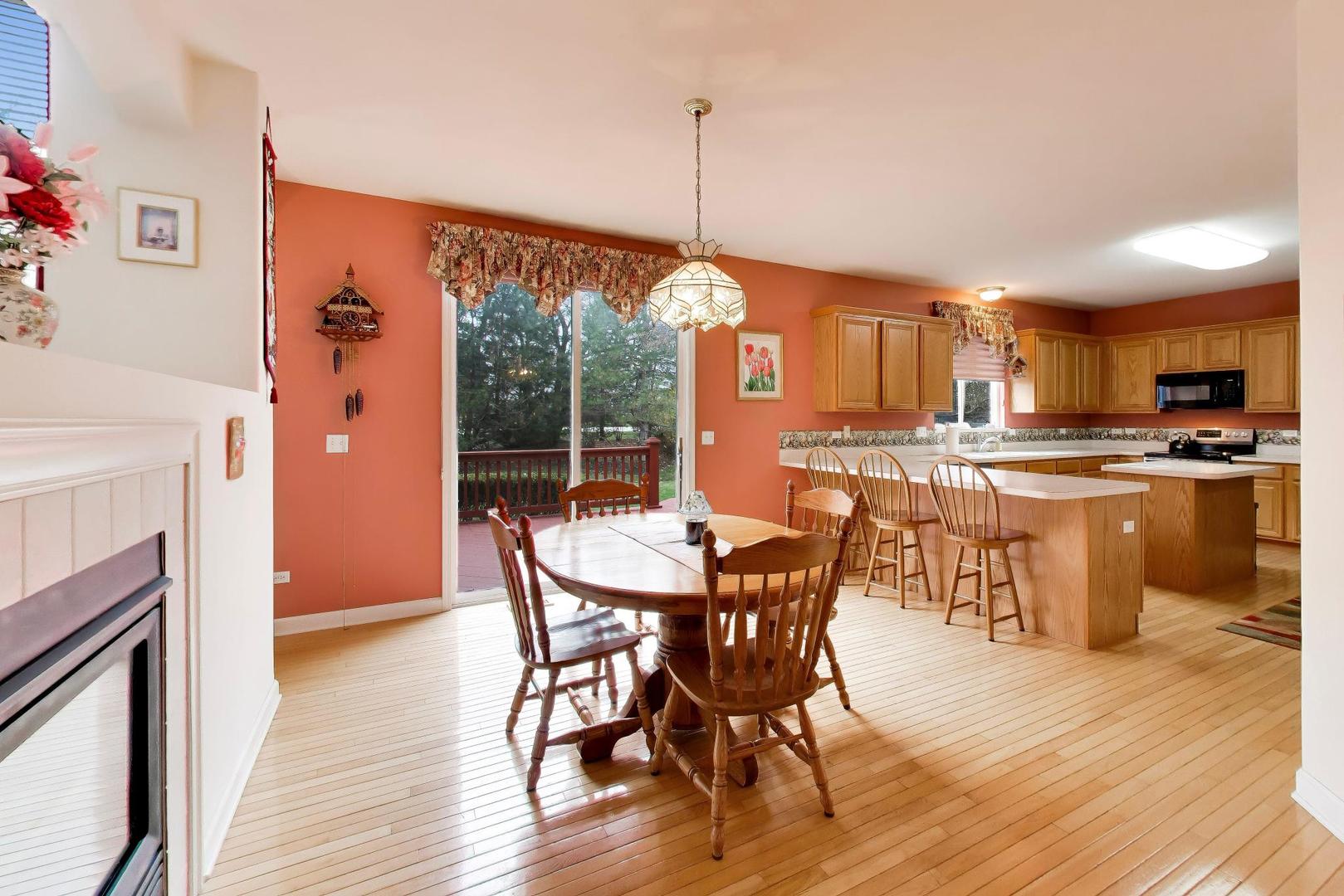 5660 Trinity Court Gurnee, IL 60031 - Photo 10 of 31