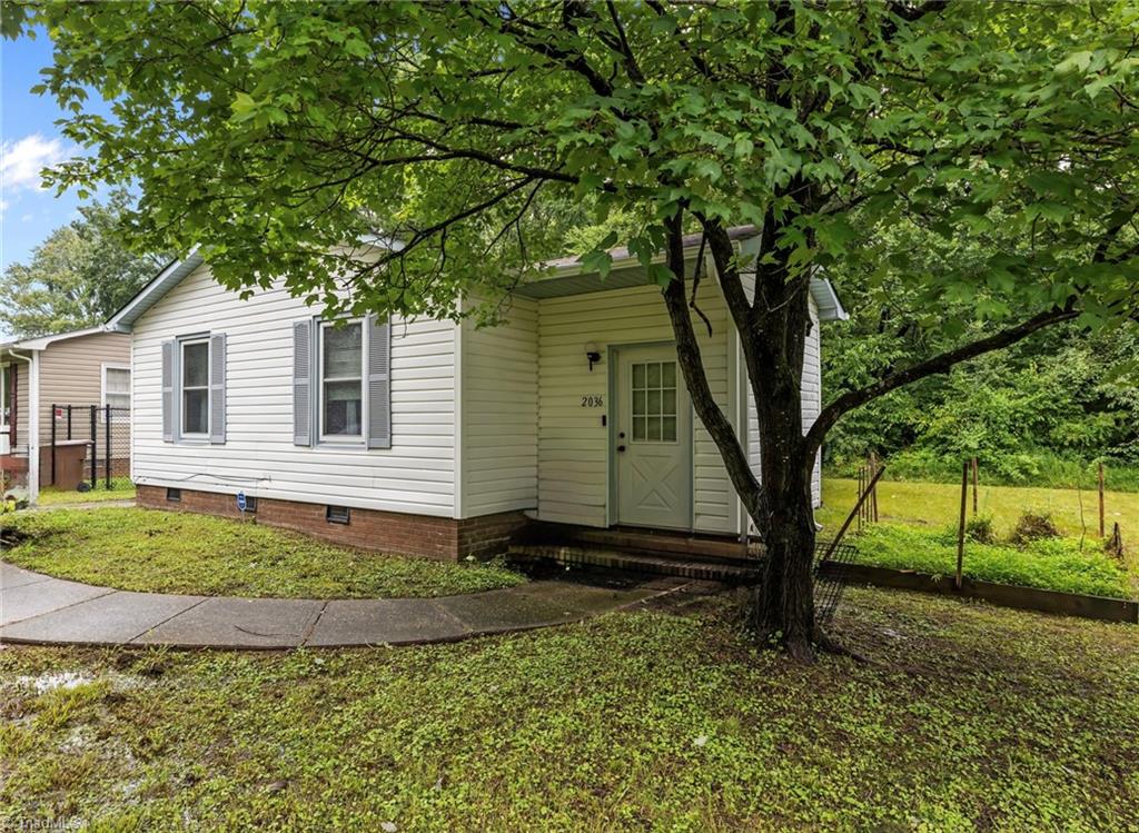 2036 Willow Road Greensboro, NC 27406 - Photo 5 of 19