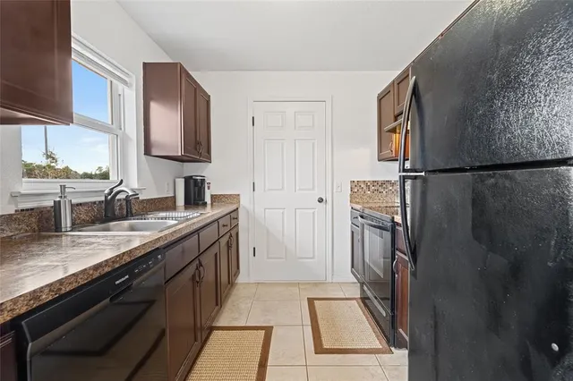 $255,000 | 238 Oak Ln Circle, Ocala, FL 34472