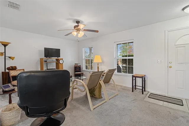 $255,000 | 238 Oak Ln Circle, Ocala, FL 34472