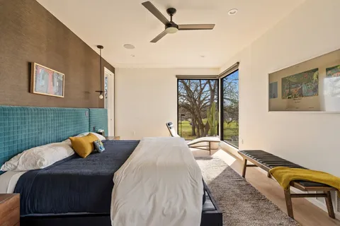 $2,825,000 | 30 Chalmers Avenue, Austin, TX 78702