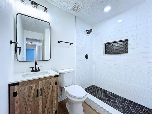 $689,900 | 6602 Winding Brook Drive, New Port Richey, FL 34655