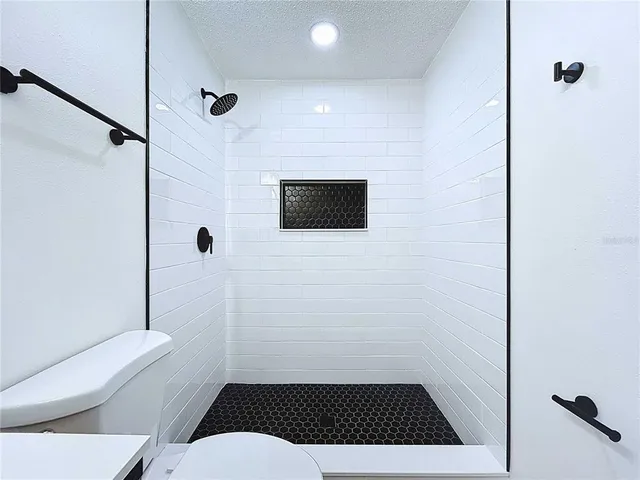 $689,900 | 6602 Winding Brook Drive, New Port Richey, FL 34655