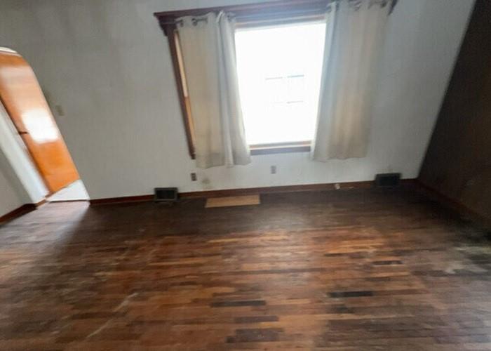 201 2nd Street Export, PA 15632 - Photo 6 of 8