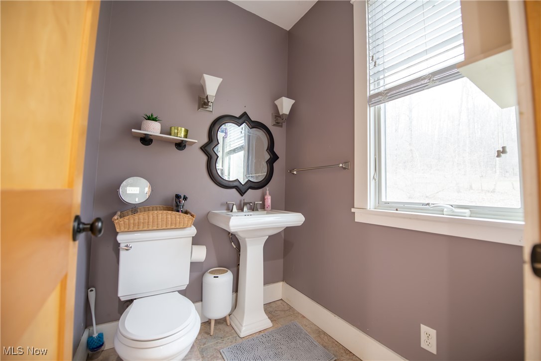2284 Panama Road Southeast Carrollton, OH 44615 - Photo 14 of 50 Bathroom
