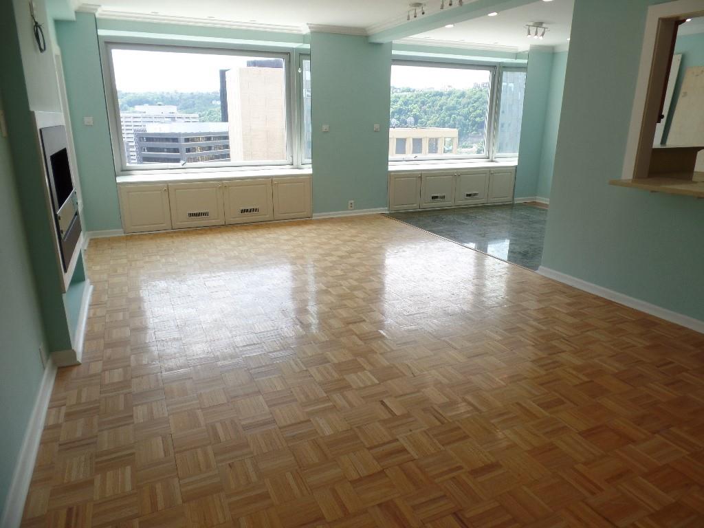 320 Fort Duquesne Boulevard, Unit 24M Pittsburgh, PA 15222 - Photo 3 of 40 a view of an empty room with a window