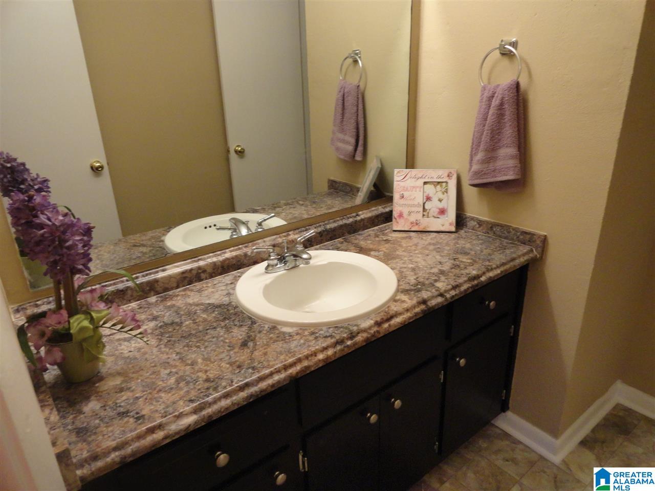 1709 Gardenridge Road Gardendale, AL 35071 - Photo 12 of 31
