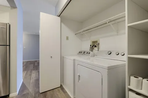 $189,900 | 35 Nathan Lane North, Unit 203, Plymouth, MN 55441