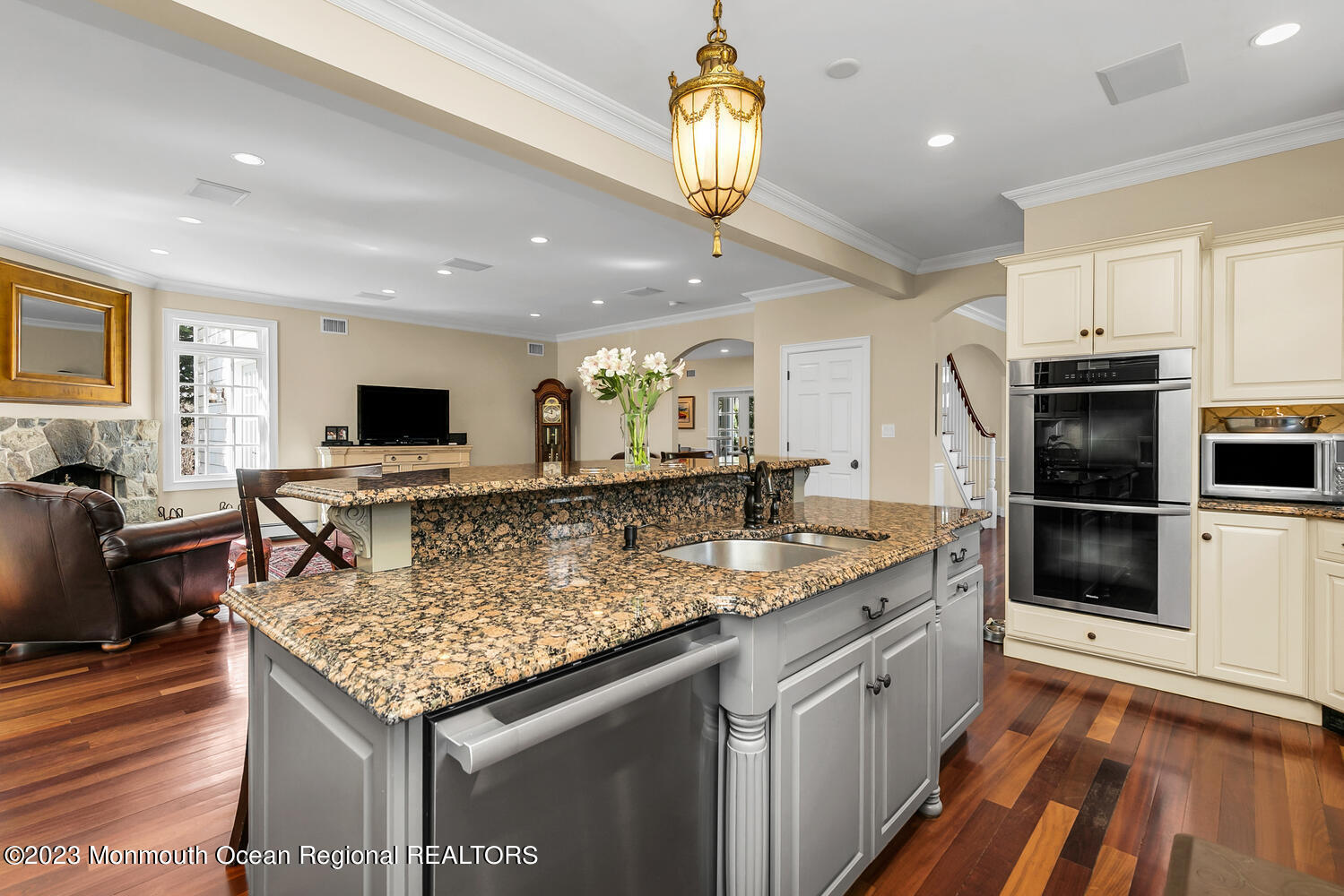 11 River Road Rumson, NJ 07760 - Photo 12 of 49 11 E River Rd Rumson NJ 07760-large-027-
