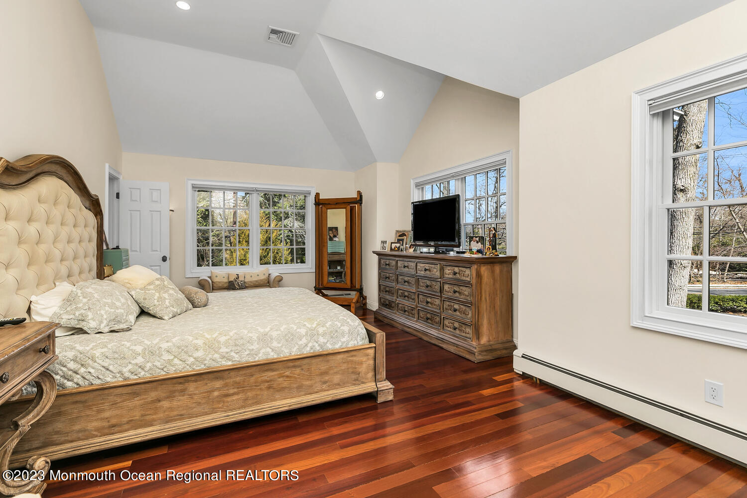 11 River Road Rumson, NJ 07760 - Photo 32 of 49 11 E River Rd Rumson NJ 07760-large-041-