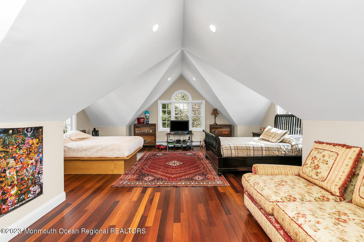 11 River Road Rumson, NJ 07760 - Photo 38 of 49 11 E River Rd Rumson NJ 07760-large-037-