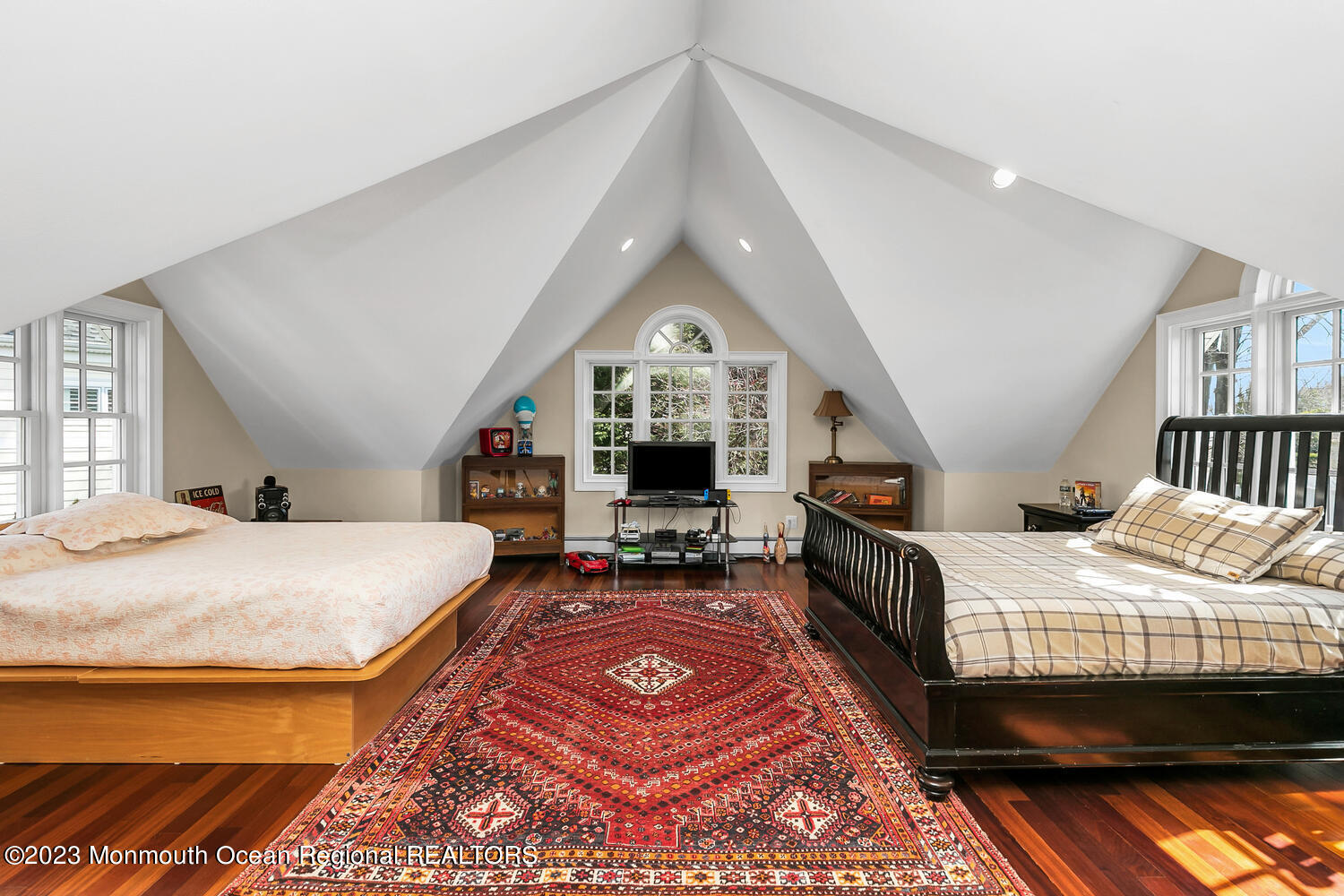 11 River Road Rumson, NJ 07760 - Photo 39 of 49 11 E River Rd Rumson NJ 07760-large-038-