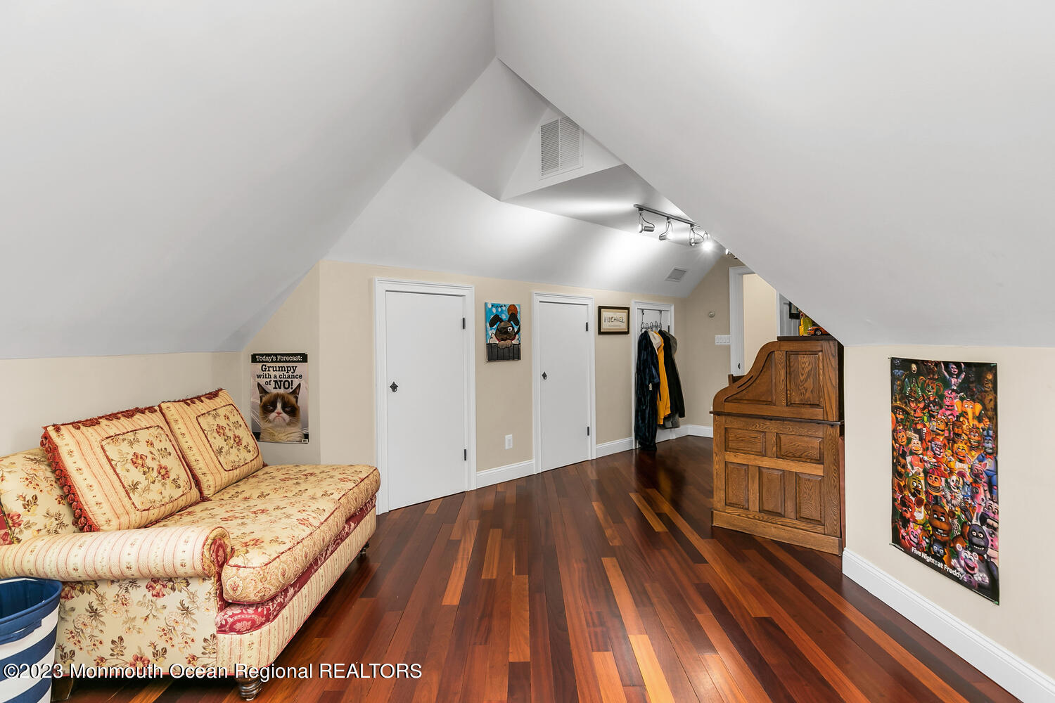 11 River Road Rumson, NJ 07760 - Photo 41 of 49 11 E River Rd Rumson NJ 07760-large-039-