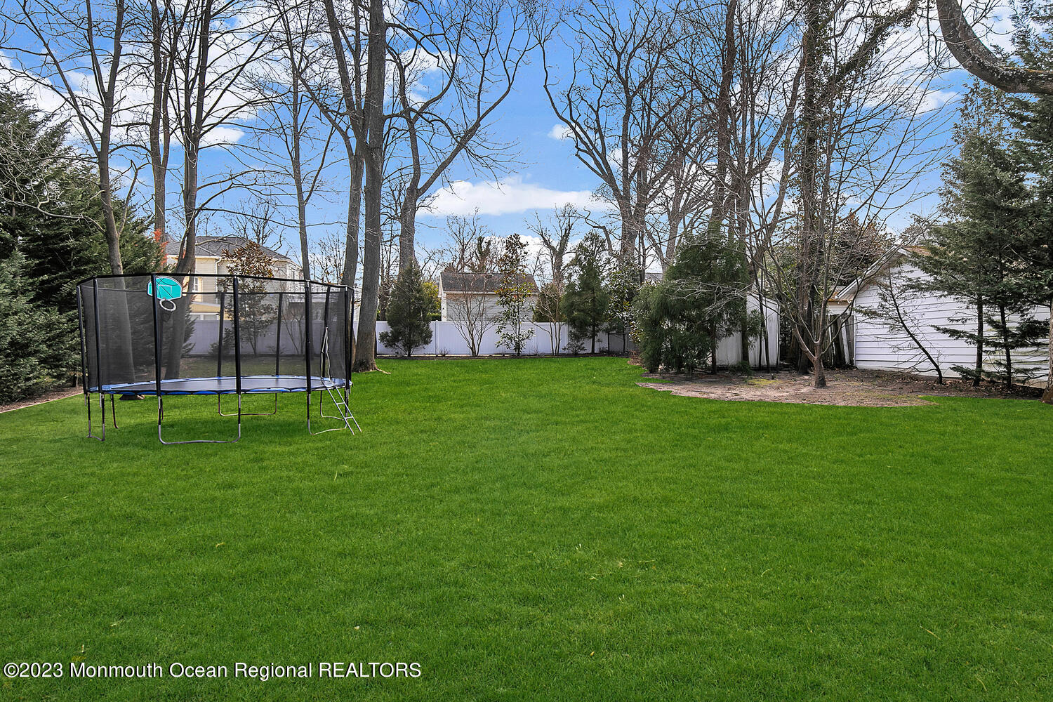 11 River Road Rumson, NJ 07760 - Photo 44 of 49 11 E River Rd Rumson NJ 07760-large-007-