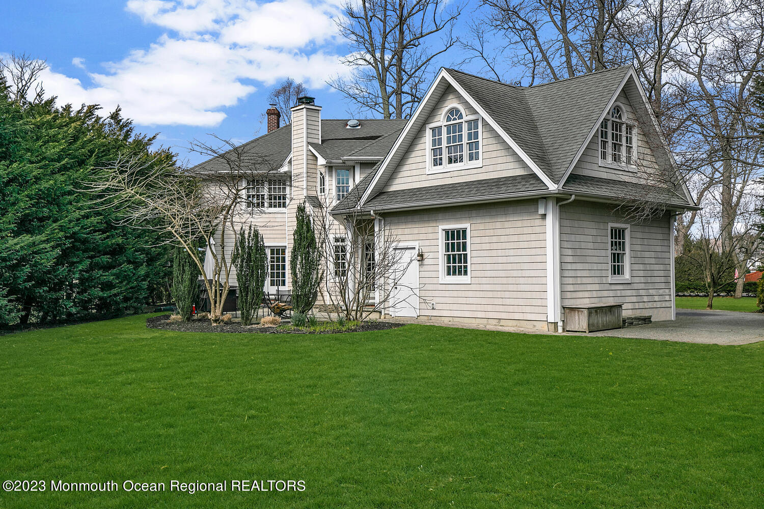 11 River Road Rumson, NJ 07760 - Photo 47 of 49 11 E River Rd Rumson NJ 07760-large-010-