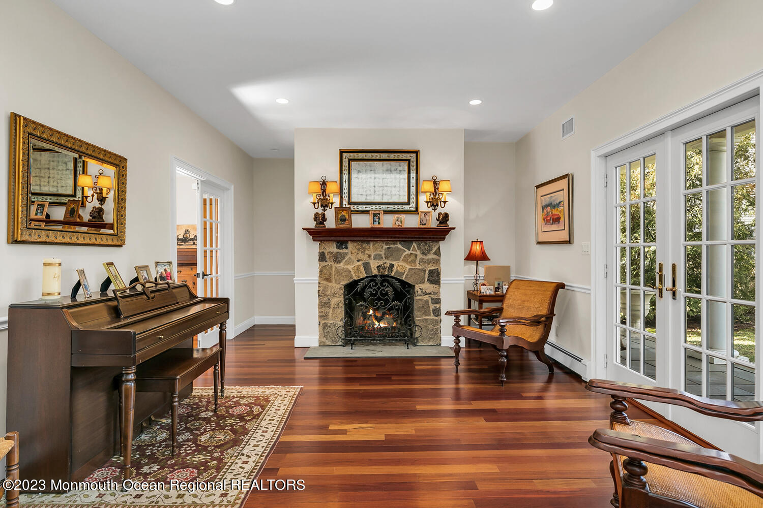 11 River Road Rumson, NJ 07760 - Photo 6 of 49 11 E River Rd Rumson NJ 07760-large-013-