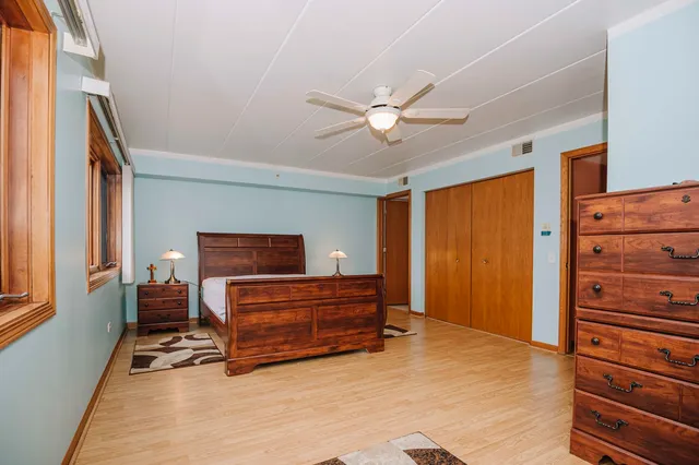 $210,000 | 8836 Amelia Court, Unit 1B, Justice, IL 60458