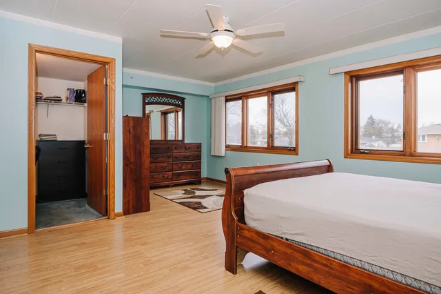 $210,000 | 8836 Amelia Court, Unit 1B, Justice, IL 60458