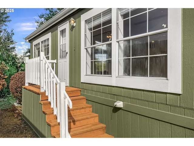 a view of front door of house