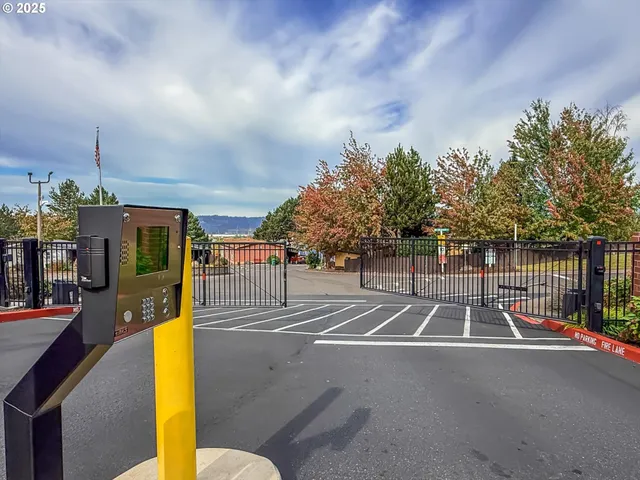 a view of a basket ball ground