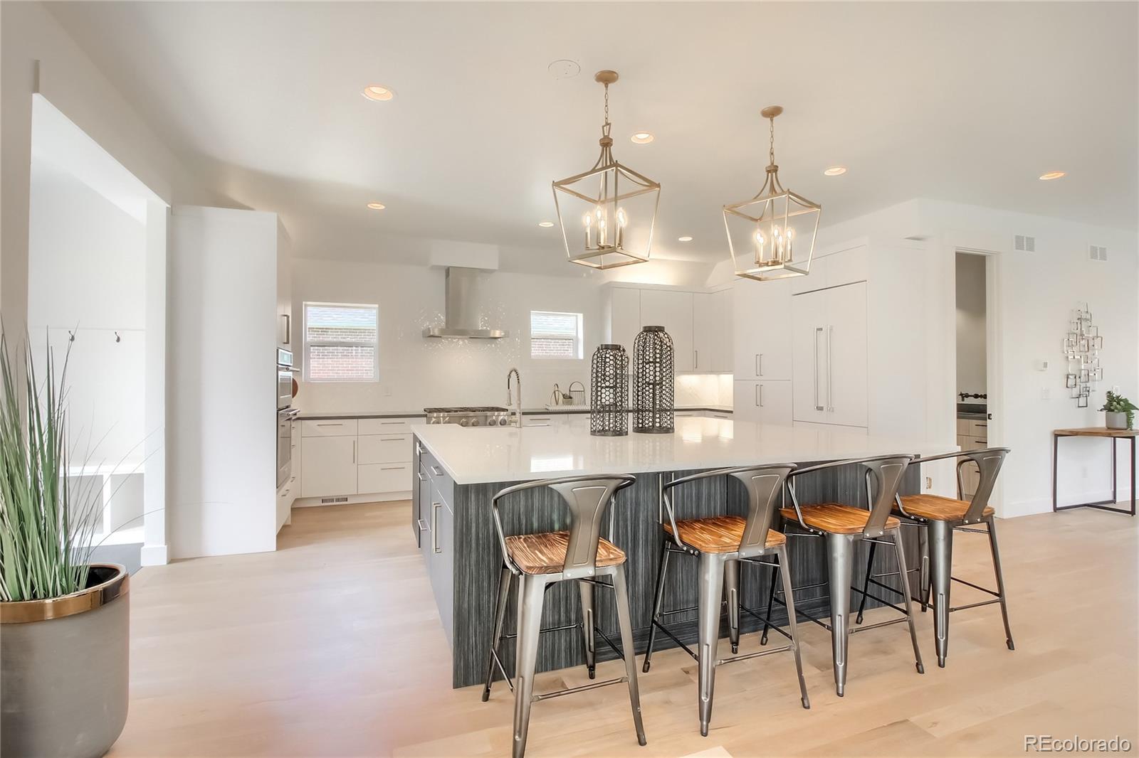 2645 Eudora Street Denver, CO 80207 - Photo 11 of 38