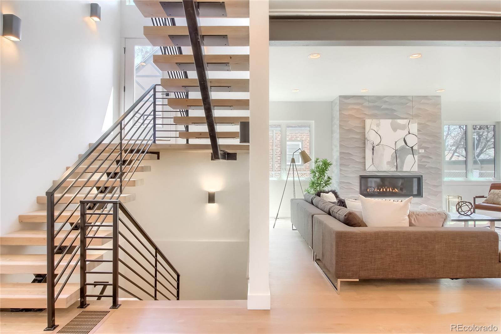 2645 Eudora Street Denver, CO 80207 - Photo 6 of 38