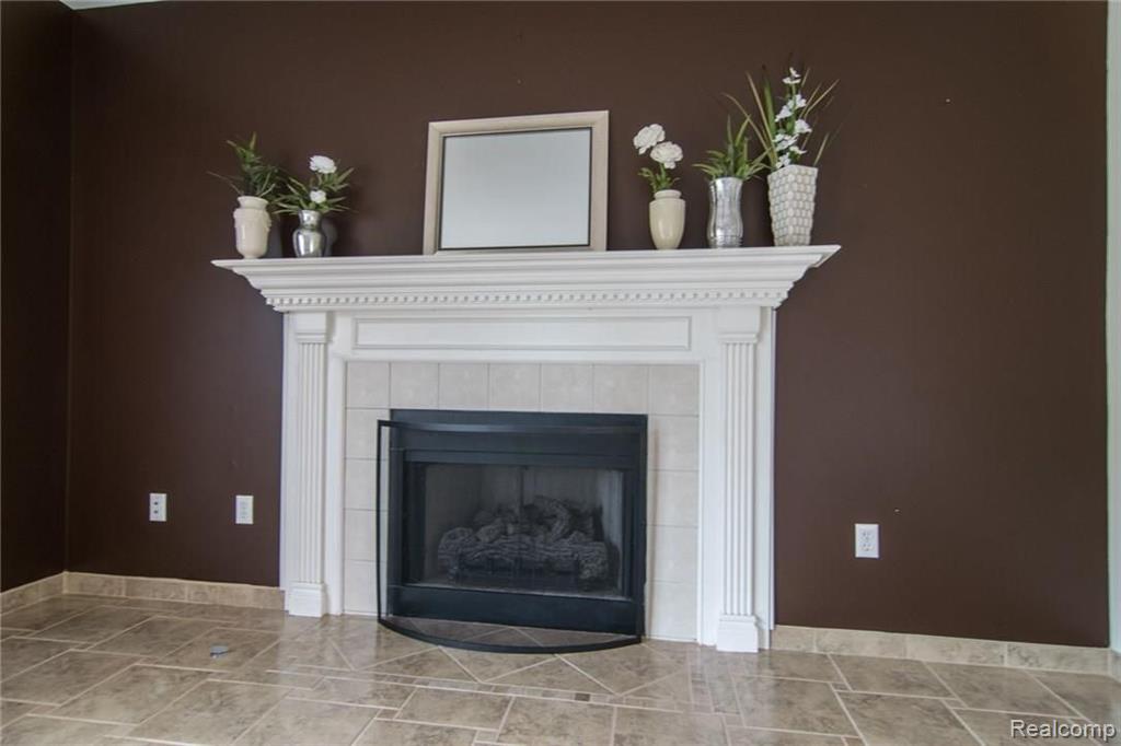 3055 Lexham Lane Rochester Hills, MI 48309 - Photo 15 of 35
