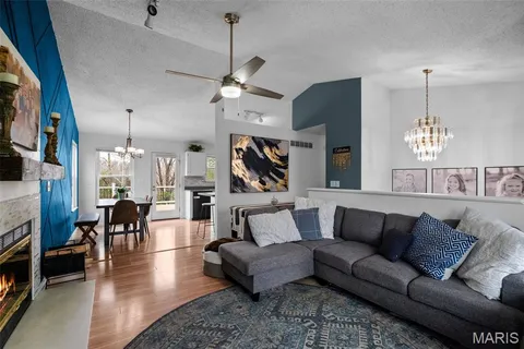 $300,000 | 3546 Stone Mill Drive, Arnold, MO 63010