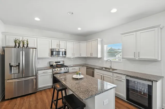 $449,999 | 7562 East 116th Place, Crown Point, IN 46307