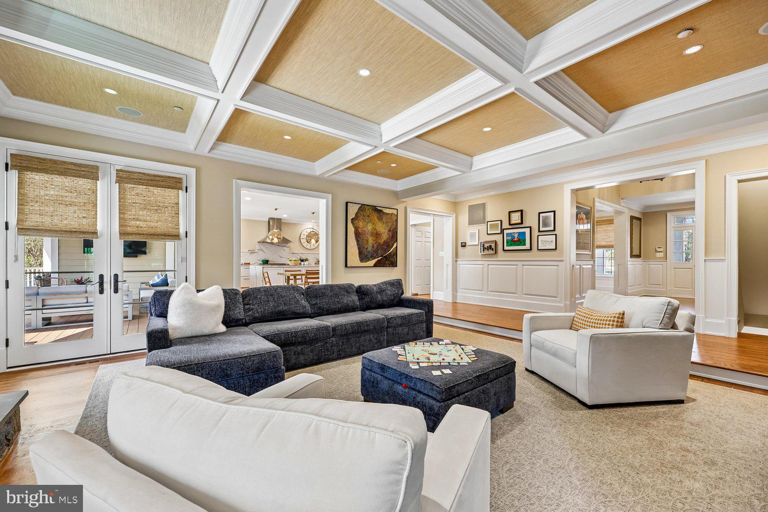 12900 Glen Road North Potomac, MD 20878 - Photo 21 of 90 Family Room