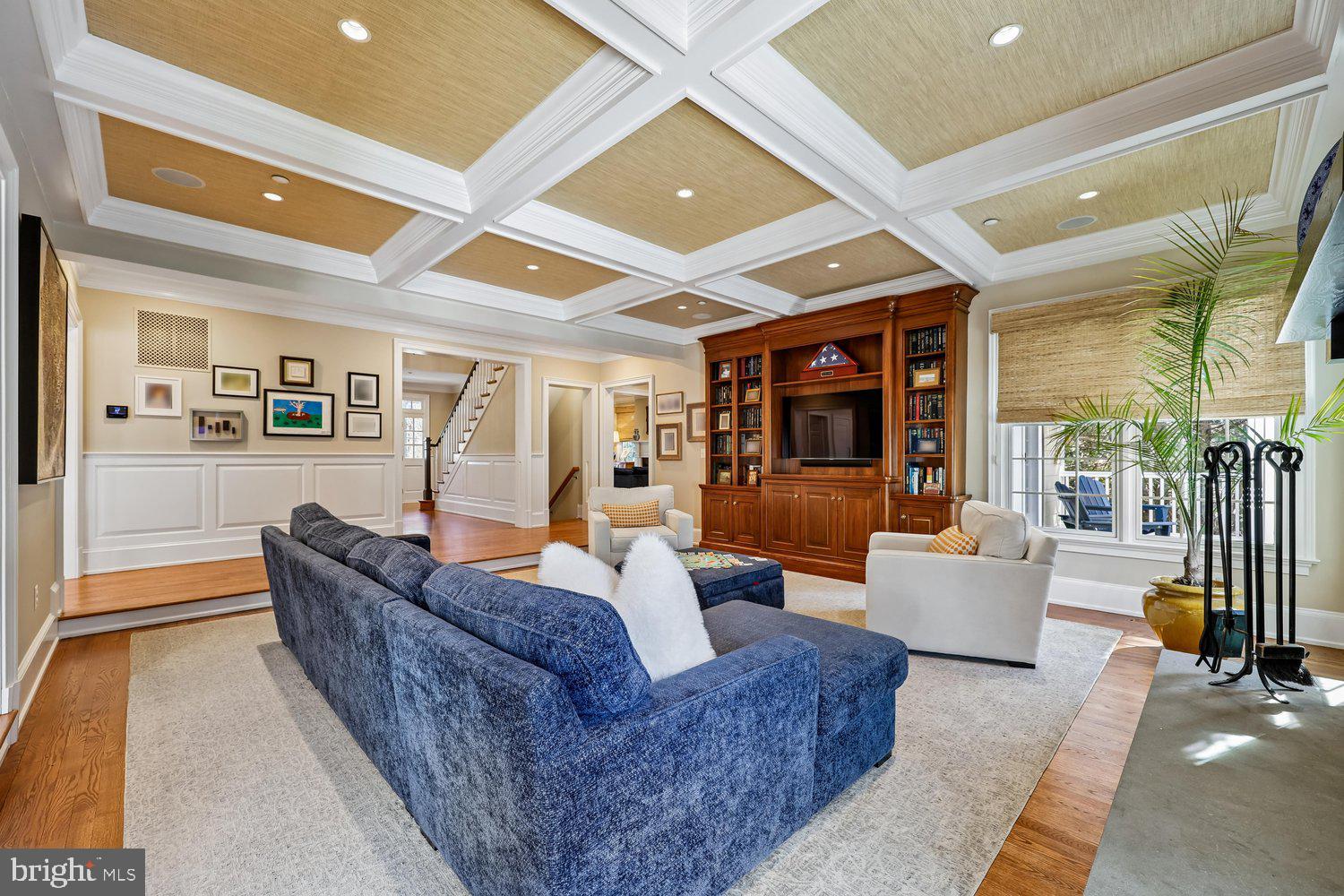 12900 Glen Road North Potomac, MD 20878 - Photo 22 of 90 Family Room