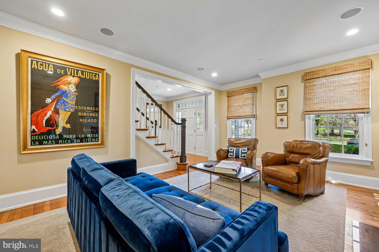 12900 Glen Road North Potomac, MD 20878 - Photo 27 of 90 Living Room