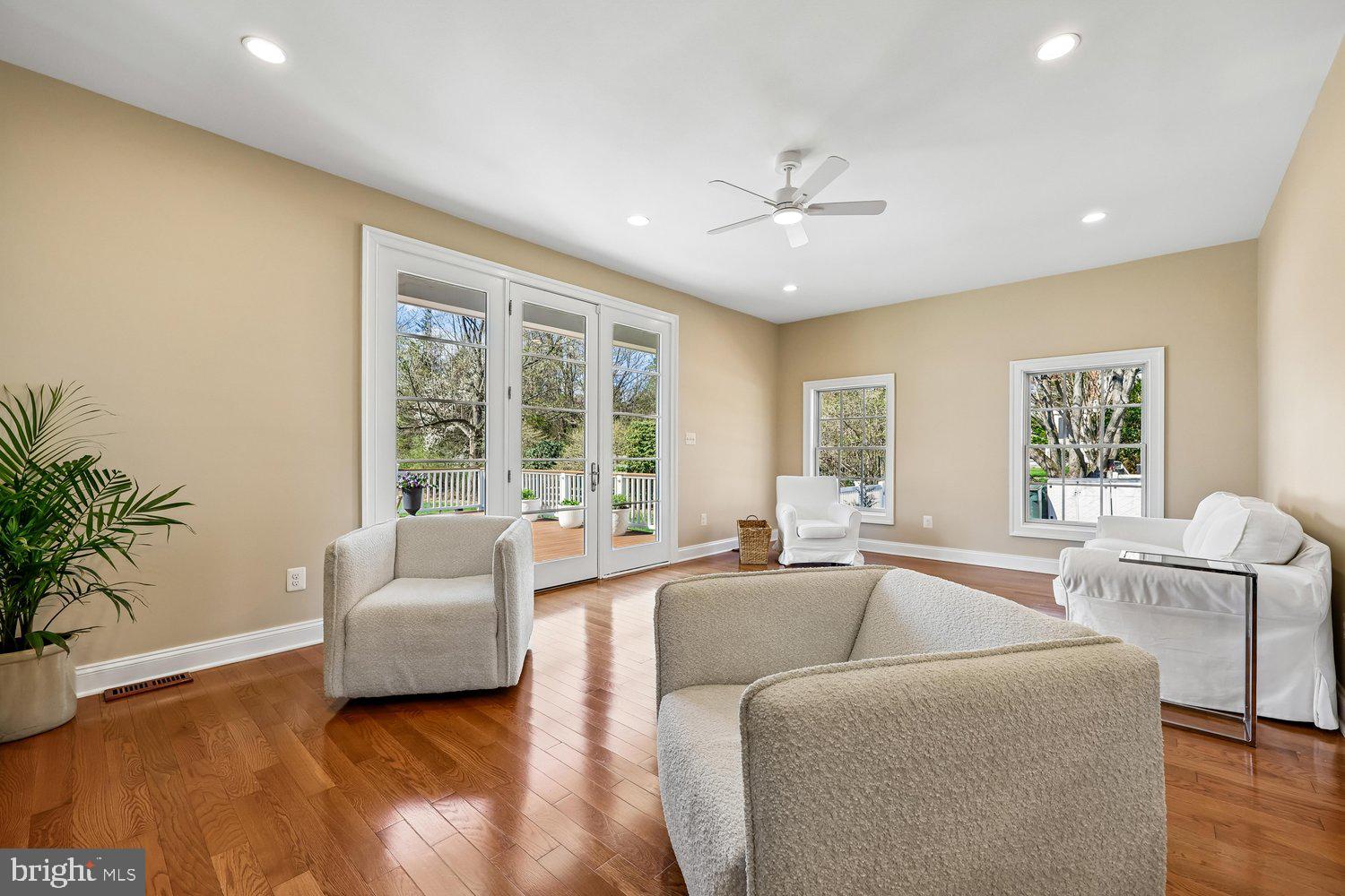 12900 Glen Road North Potomac, MD 20878 - Photo 37 of 90 In-Law Suite Living Room