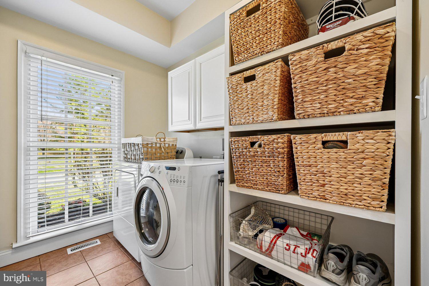 12900 Glen Road North Potomac, MD 20878 - Photo 43 of 90 Main Level Laundry Room