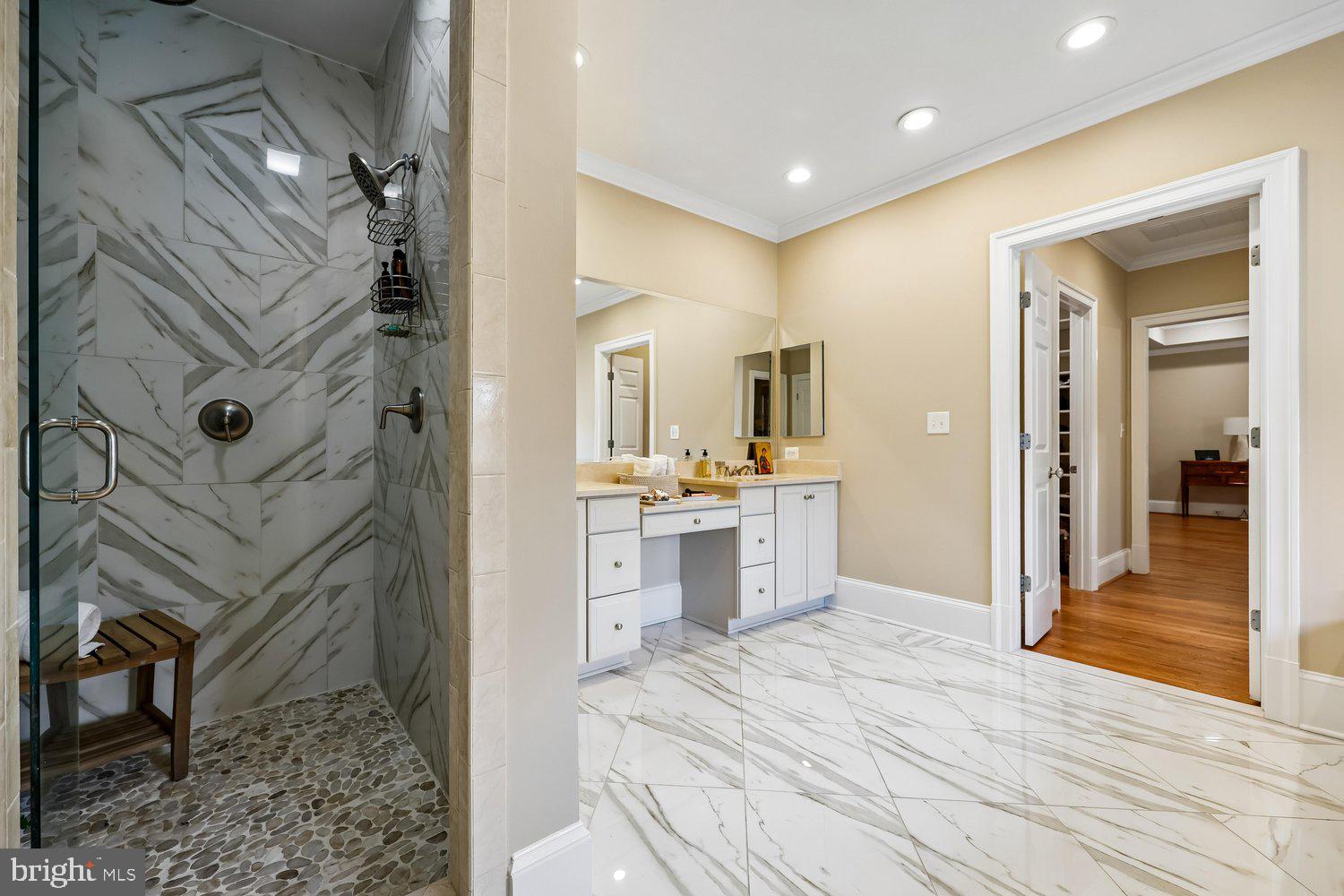 12900 Glen Road North Potomac, MD 20878 - Photo 50 of 90 Primary Bathroom