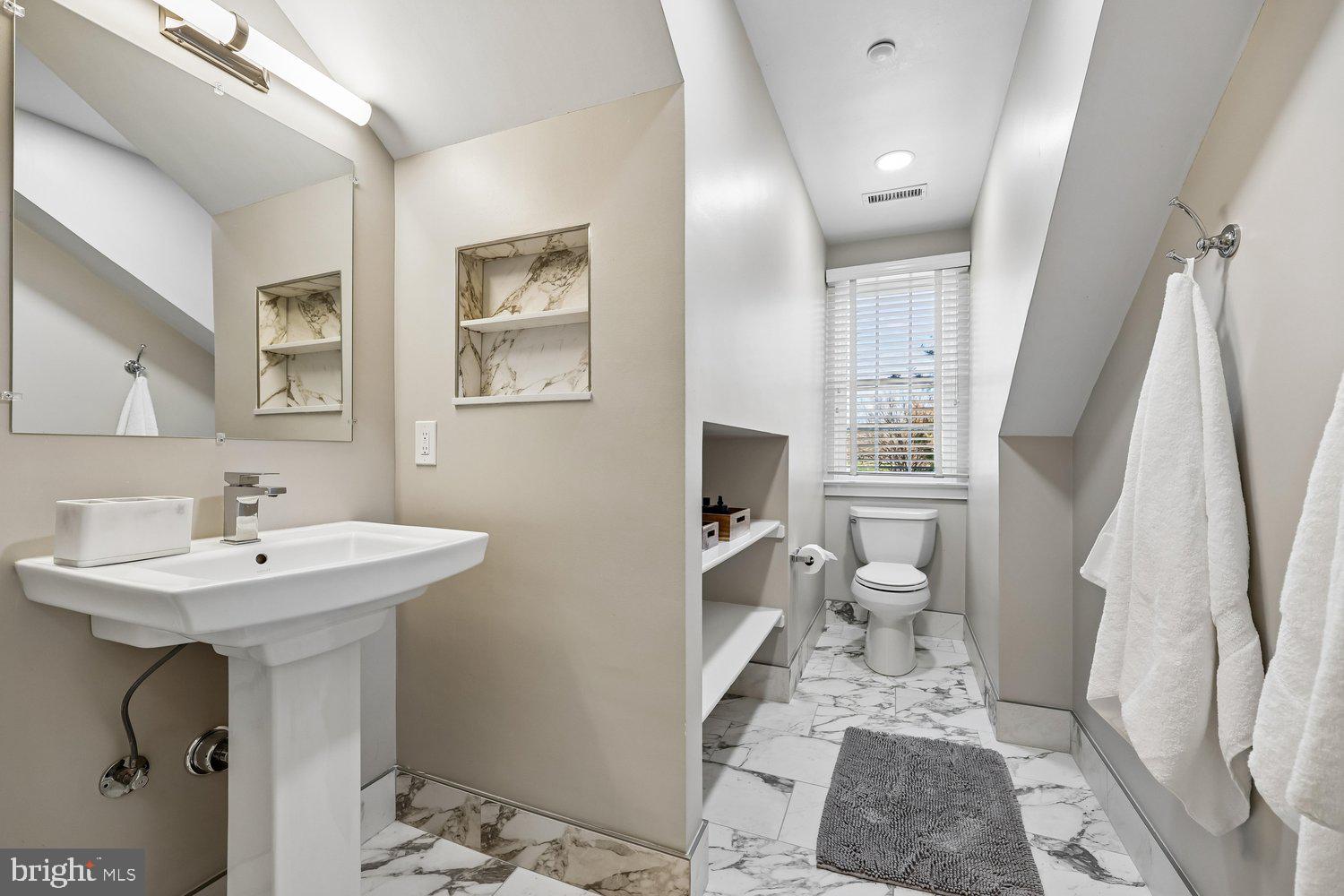 12900 Glen Road North Potomac, MD 20878 - Photo 63 of 90 En-Suite Bath 4