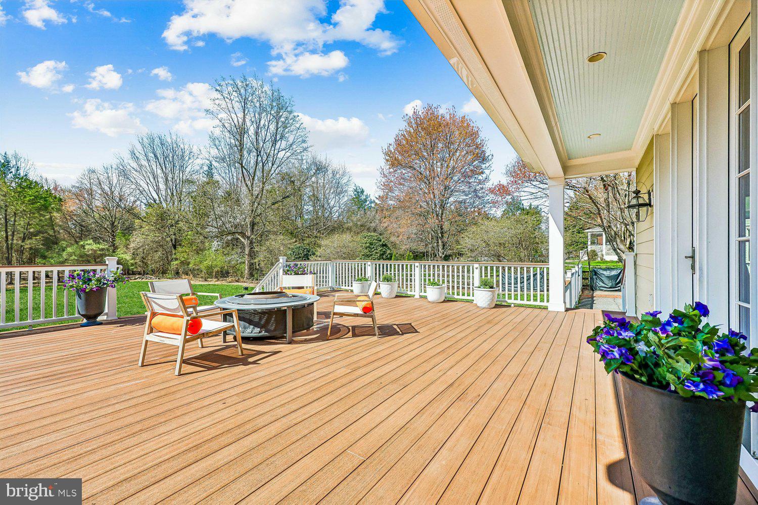 12900 Glen Road North Potomac, MD 20878 - Photo 81 of 90 Trex and Vinyl Deck