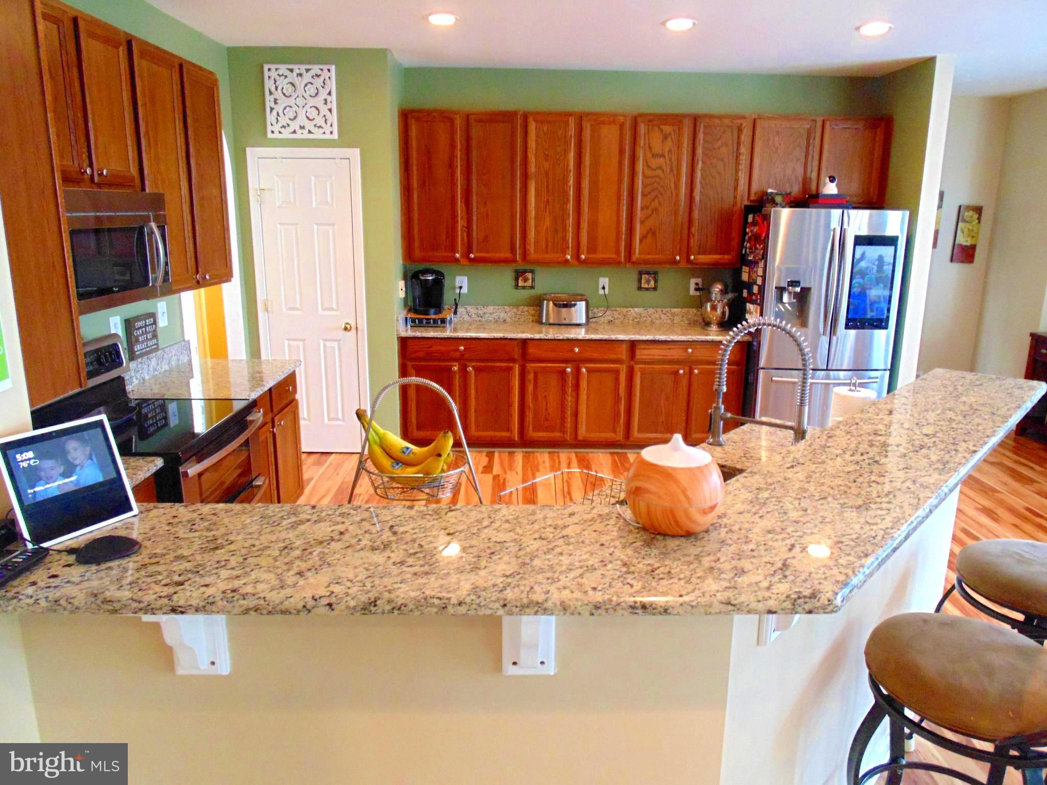 66 Burnlea Road Charles Town, WV 25414 - Photo 3 of 29 Kitchen