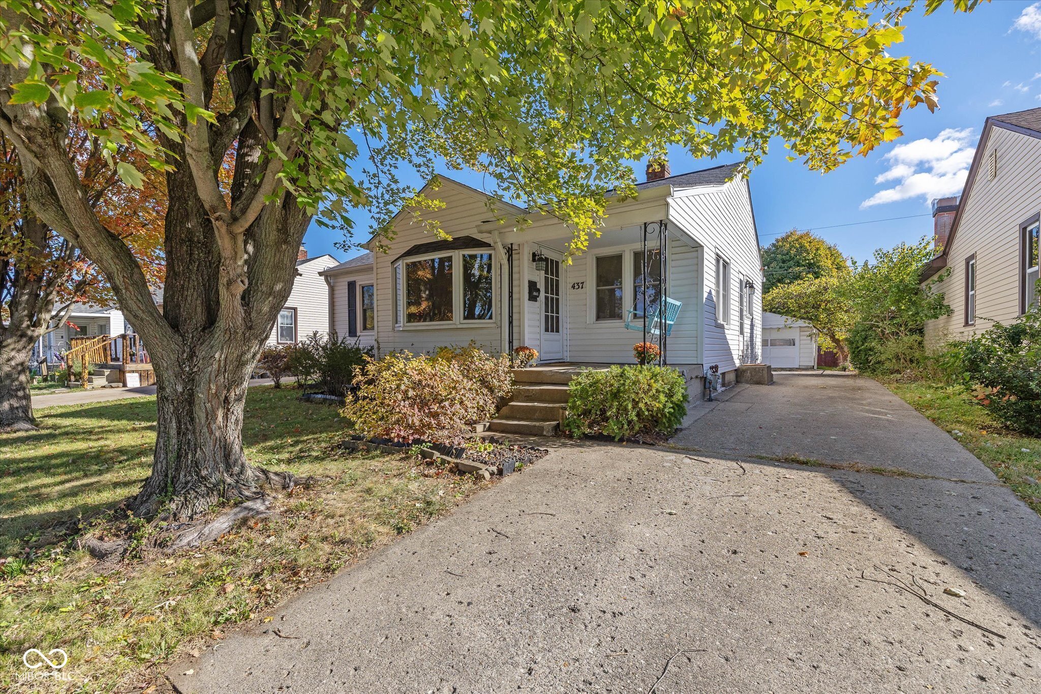 437 North 13th Avenue Beech Grove, IN 46107 - Photo 1 of 26