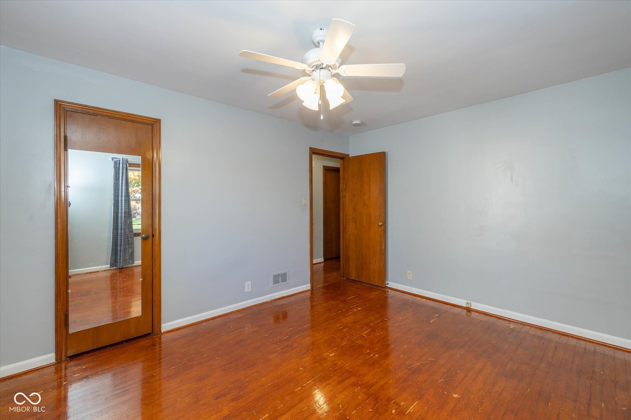 437 North 13th Avenue Beech Grove, IN 46107 - Photo 11 of 26