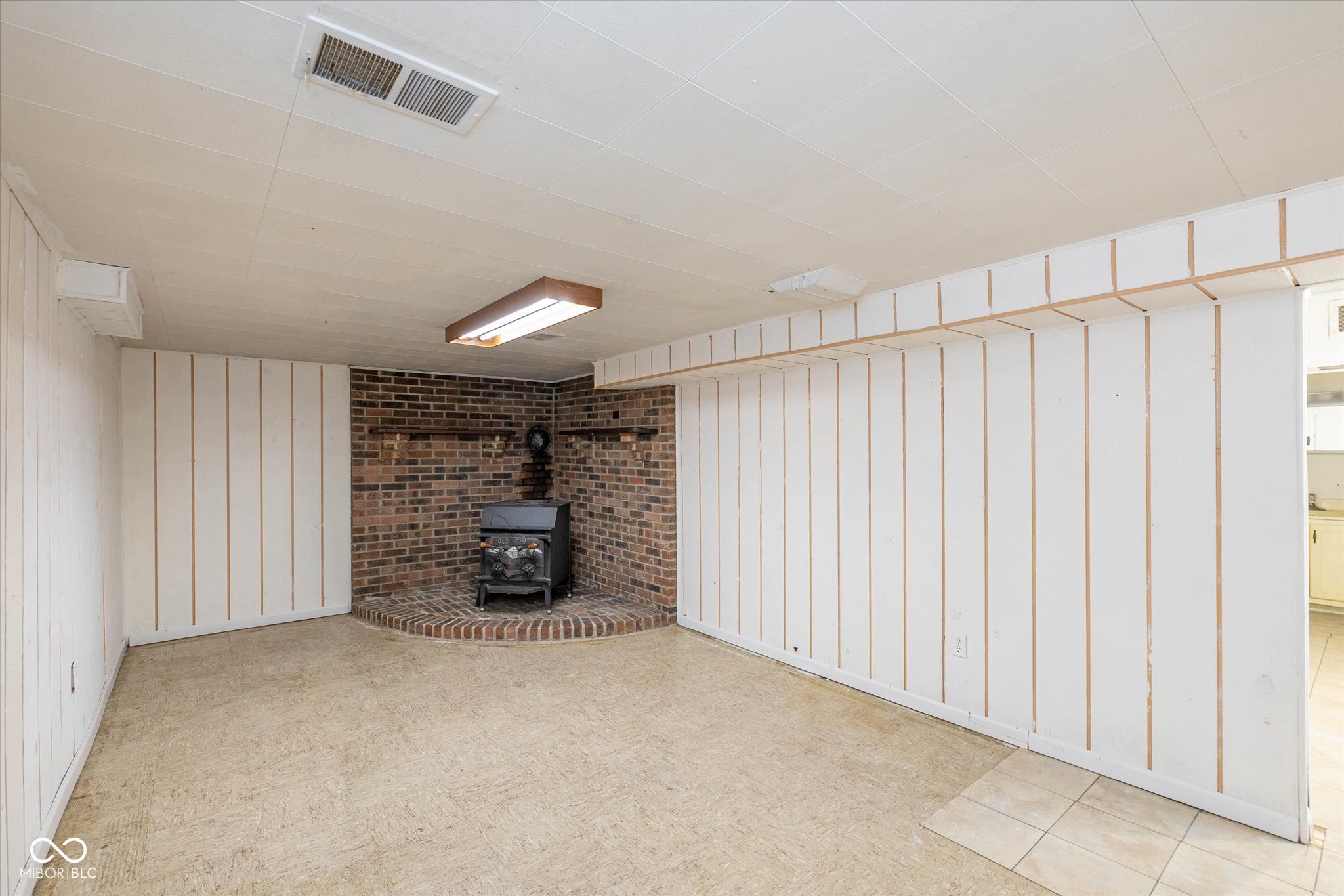 437 North 13th Avenue Beech Grove, IN 46107 - Photo 18 of 26