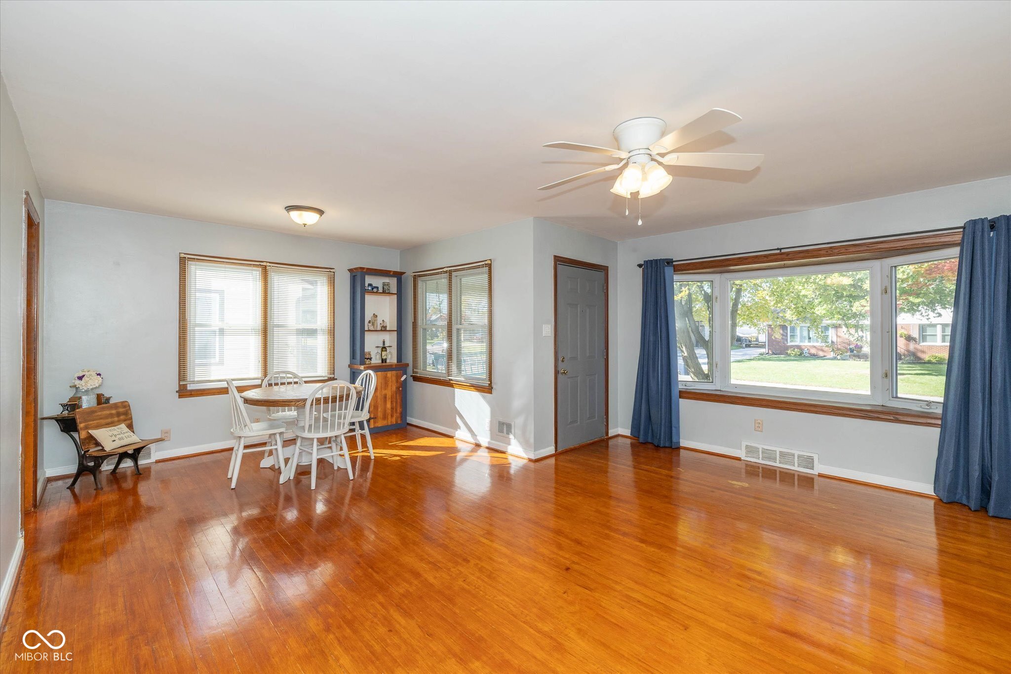 437 North 13th Avenue Beech Grove, IN 46107 - Photo 6 of 26