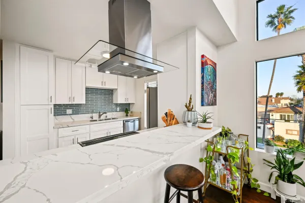 $1,250,000 | 881 Thomas Avenue, Unit 21, San Diego, CA 92109