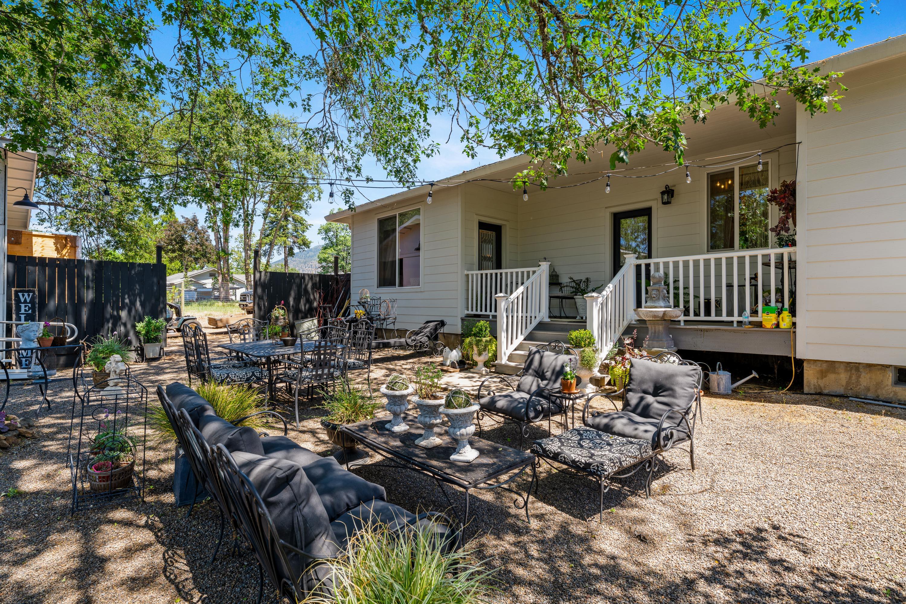 3151 Camp Joy Road Grants Pass, OR 97526 - Photo 28 of 63 18-EXT (11 of 23)